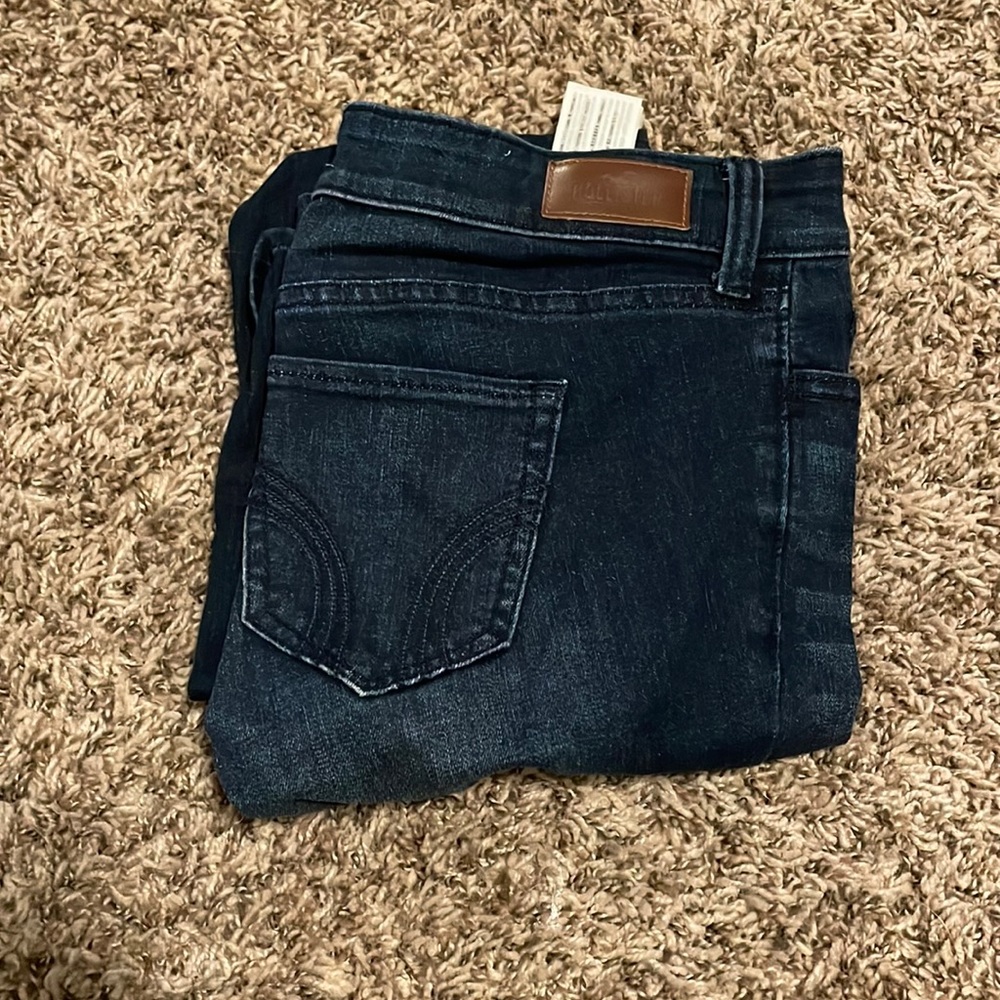 Hollister dark blue jeans